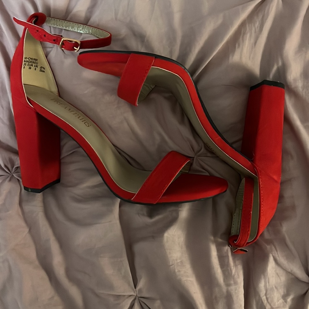 Red heels - Picture 6 of 6